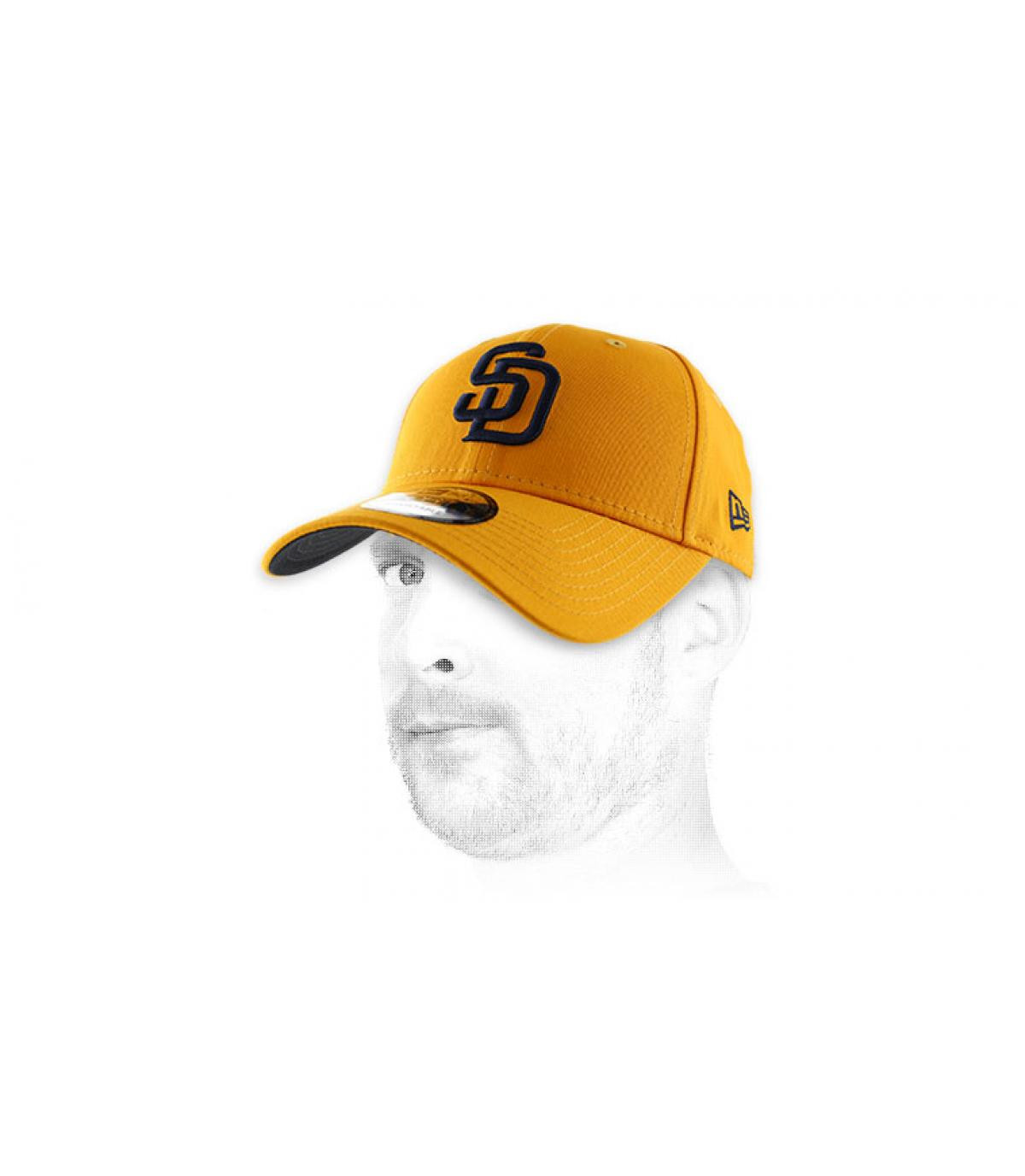 yellow SD curve cap Cap San Diego Padres gold navy